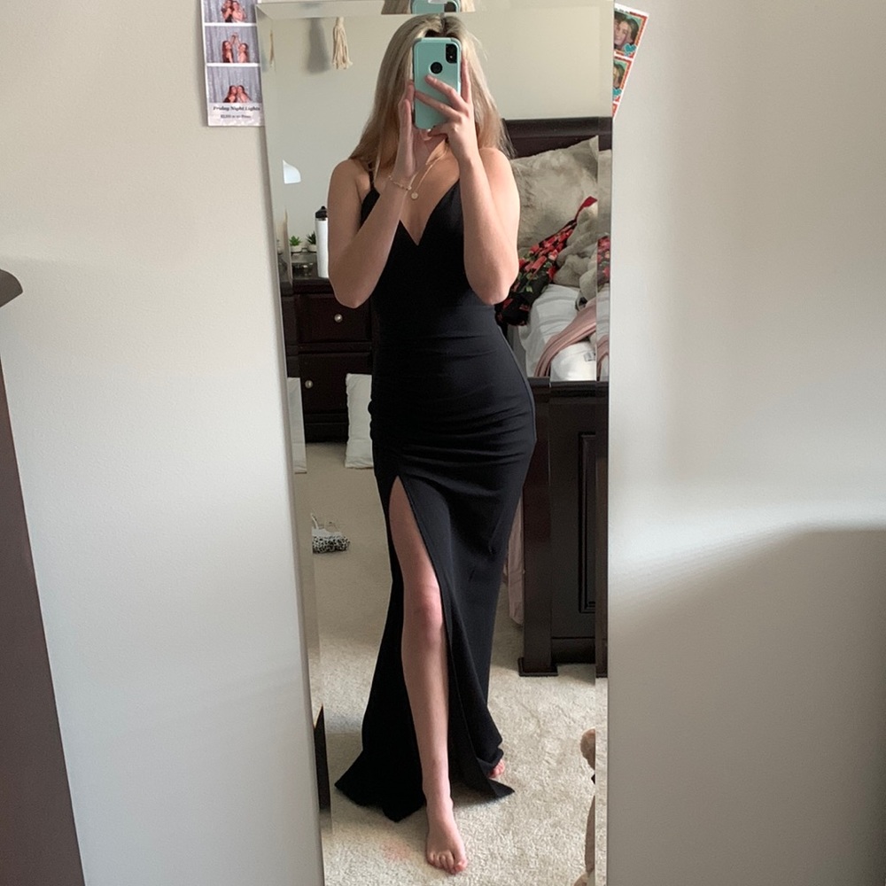Macy’s size xs(will fit size small) floor length black dress